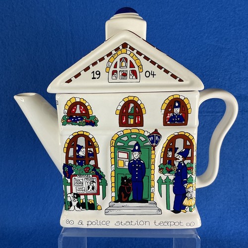 Vintage wade police - 'a, station