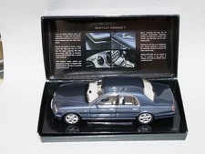 MInichamps 1/18 scale Bentley Arnage RHD diecast model car.