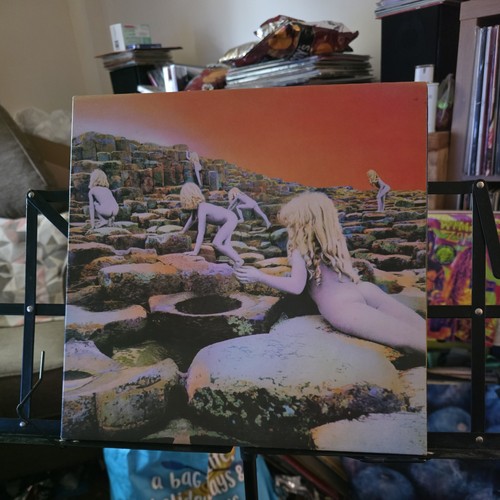 Led zeppelin houses of - zeppelin,