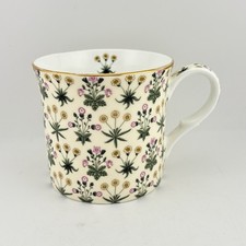 William Morris V&A Daisy