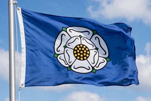 Yorkshire white rose - rose, 3x2
