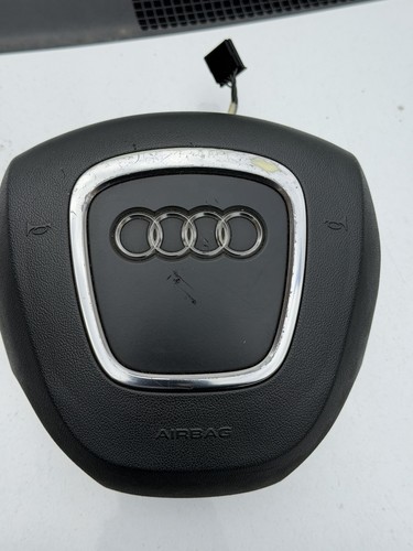 Audi steering wheel airbag - wheel,