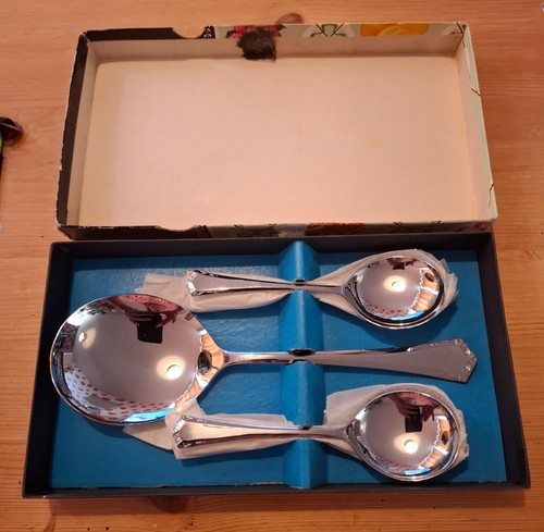 Vintage 1970 piece - vintage, chrome