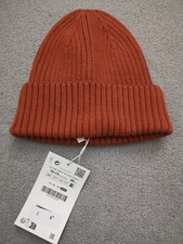 Girl Wolly Hat BRAND NEW