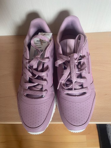 New reebok classic leather - new,