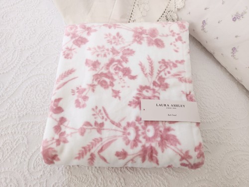 Nwt laura ashley shabby - laura,