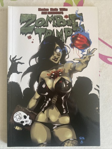 Zombie tramp hunks - an, chunks