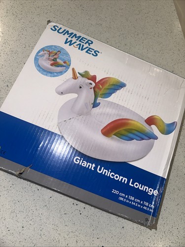 Giant unicorn lounge - lounge,
