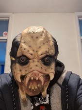 DELUX BLACK PREDATOR LATEX