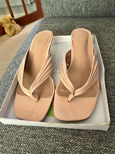 Women beige square - women’s, toe