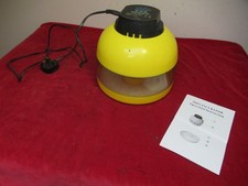 JANOEL 10 EGG INCUBATOR / EGG HATCHER. DIGITAL TEMP DISPLAY.  MANUAL TURNING.