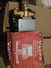  HONEYWELL MOTORISED MID POSITION  DIVERTER VALVE V4073a REMOVABLE HEAD