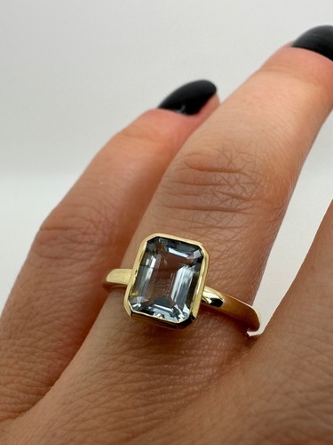 9ct yellow gold solitaire - yellow,
