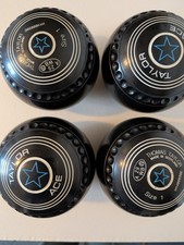 Thomas Taylor Size 1 Ceramic Bowl Set of Lawn Bowls Dãte stamp 2029