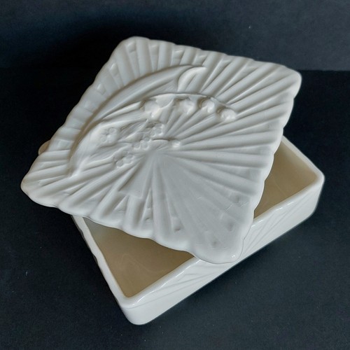 Art deco schramberg jewellery - art,