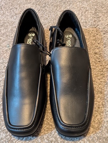 Next size width - uk, black