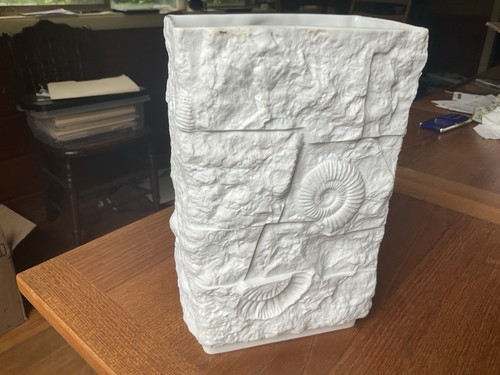 Vintage kaiser tall vase - k,