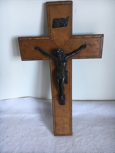 Large vintage wooden crucifix - large,