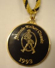 JOHNNIE WALKER GOLF Enamel Badge WORLD CHAMPIONSHIP 1993 GOLFING