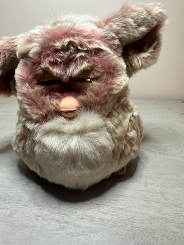 Vintage furby 2005 red velvet - vintage,