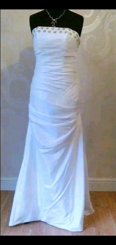 Brand new white wedding dress - new,