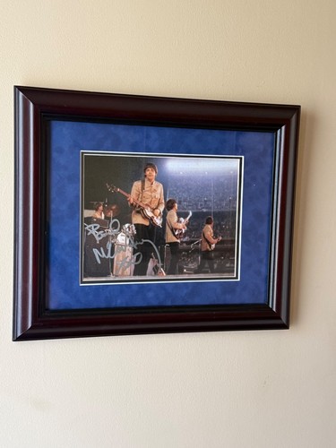 Beatles paul mccartney signed - paul,