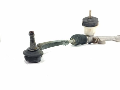 820040928 steering rack