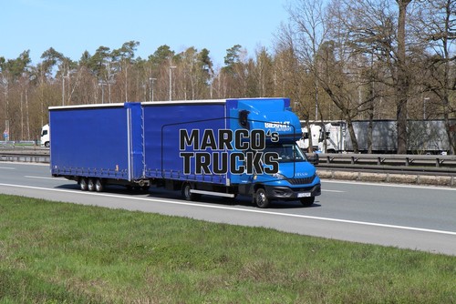 Truck photo iveco daily - truck,