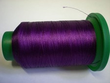 ISACORD MACHINE EMBROIDERY THREAD 1000M PANSY PURPLE 2715