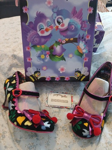 Irregular choice birds abd