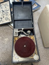 Portable acoustic gramophone