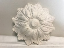 Plaster ancanthus decorative roundel/ Rose wall or ceiling moulding. 16cm