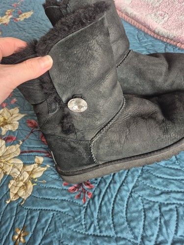 Ladies genuine ugg black - genuine,
