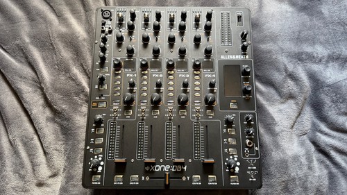 Allen heath xone - &,