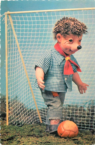 Mecki the hedgehog soccer - mecki, as