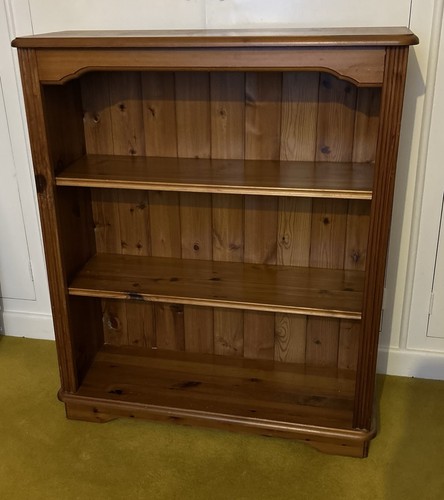 Lovely vintage solid - lovely, antique