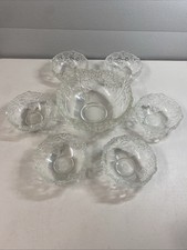 Decrotive Glass Bowl With 6