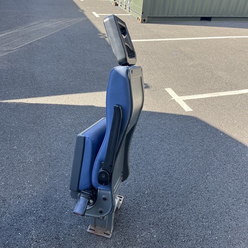 Folding swivel single seat - swivel,