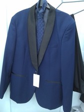 Mens 4 Piece Wedding Suit