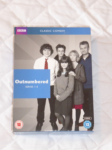 Outnumbered series 5 - series, 1-5