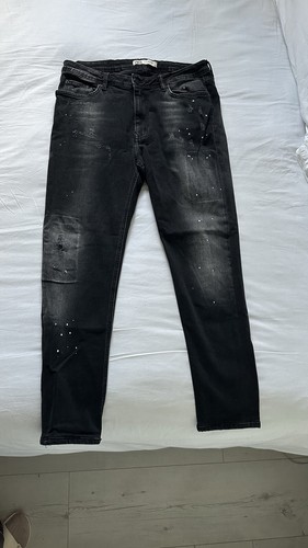 Zara men ripped jeans - men’s,
