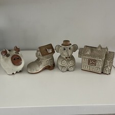 Vintage Shelf Pottery Money