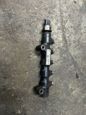 Peugeot 1007 fuel rail with sensor 9654592680 genuine 1.4 hdi 2006