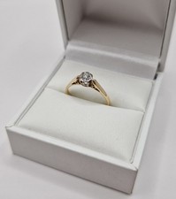18ct Gold Diamond Ring