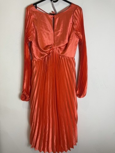 Coast twist keyhole pleated - keyhole,