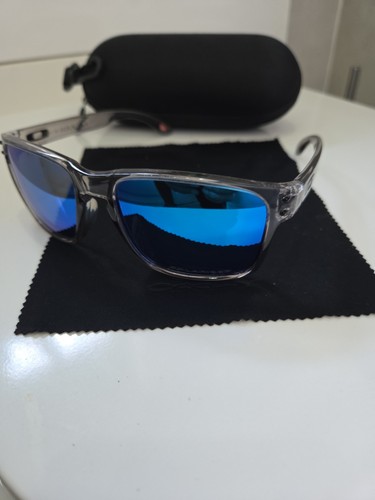 Unused oakley holbrook - unused,