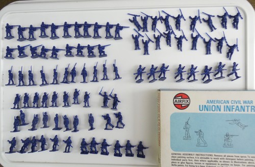 Airfix model soldiers - 1:72,