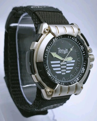 Vintage 1990s terrain divers - vintage,