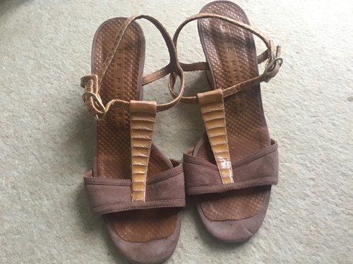 Chie mihara spanish designer - chie,