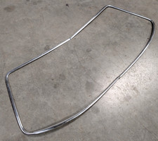 Triumph STAG ** WINDSCREEN FINISHER MOULDING PAIR ** Used Condition